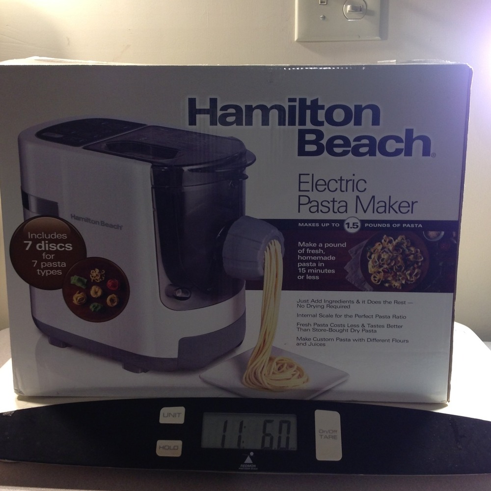 Hamilton Beach Electric Pasta Maker White 7 Discs 1.5lb Capacity New